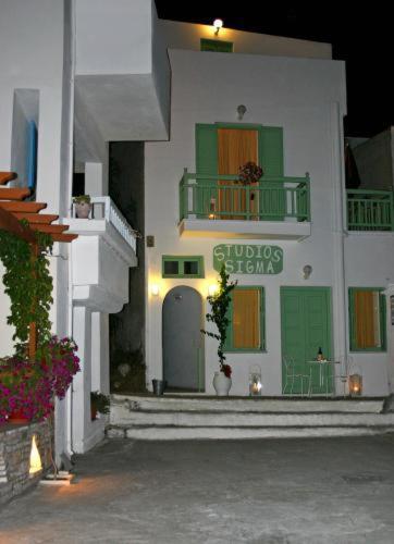 Sigma Studios On The Beach Naxos City エクステリア 写真